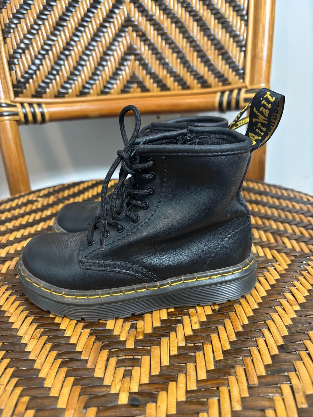 Dr Marten’s Zavala Boots 10C Kids